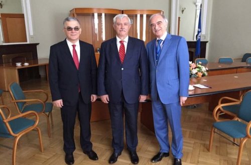 Azərbaycanın Rusiyadakı səfiri Sankt-Peterburqun qubernatoru ilə görüşüb