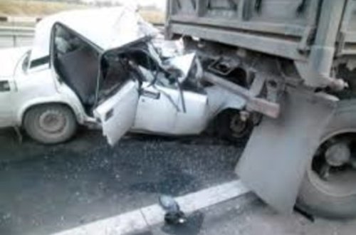 Azərbaycanda yol qırğını davam edir: 2 ölü, 28 yaralı