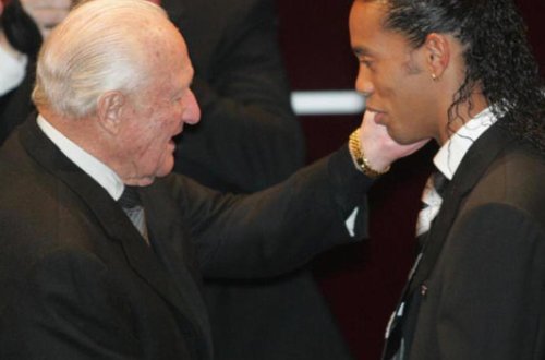 FİFA-nın keçmiş prezidenti öldü