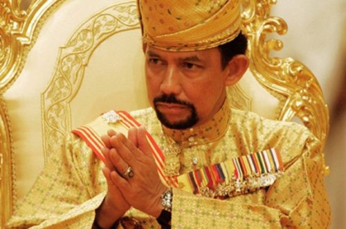 Sultan Putini öz ölkəsinə dəvət etdi