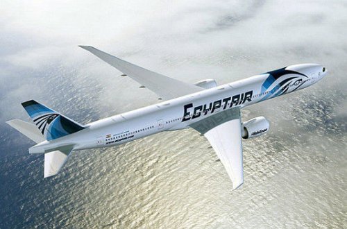 İnternetdə Misir təyyarəsinin qəza anının əks olunduğu ehtimal edilən video yayılıb