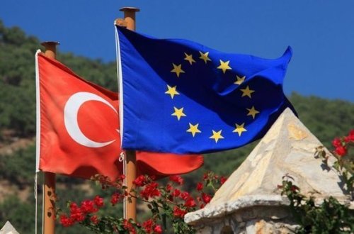 Türkiyə vizasız rejim görə Avropaya güzəştə getməyəcək