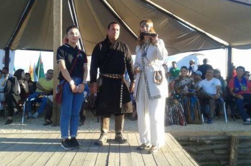 Qənirə Paşayeva Macarıstanda Türk xalqlarına birlik çağırışı edib