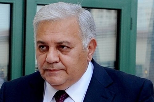 Oqtay Əsədov deputatlarla