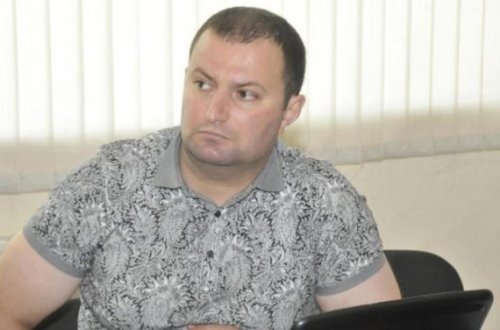 Jurnalistin evini qarət ediblər