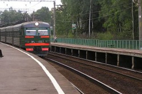 Teplovozun altında qalan ayağını kəsdilər