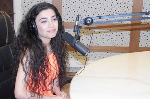 “Erməni qız cılız hərəkət etdi...”