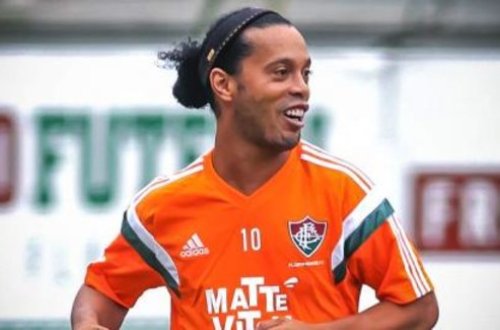 Ronaldinyo Türkiyə klubuna keçir