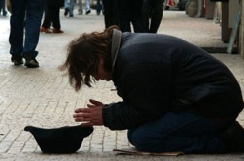 Dilənçilik edən 19 nəfər saxlanıldı