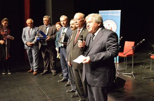 Sabir Rüstəmxanlı Türkiyə mətbuatında