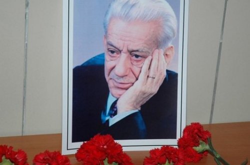 Bəxtiyar Vahabzadənin doğum günüdür