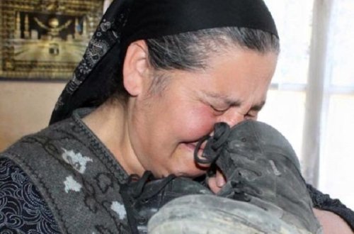 `Ana, çəkmələrimi Qarabağ azad olunandan sonra təmizlə`