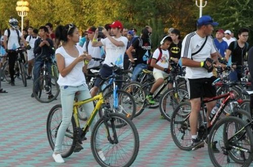 Qazaxıstanda rekordçu Nicat Rəhimova sürpriz