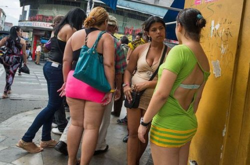 Qazaxıstan fahişələri Nazarbayevə müraciət etdilər