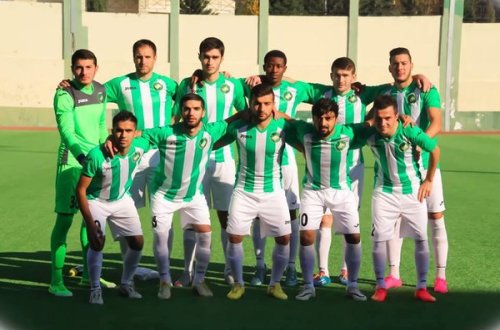 Futbolçu məşq zamanı öldü