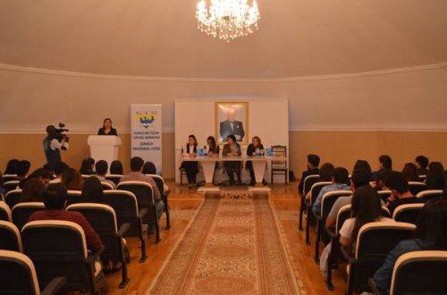 Gəncədə “QHT Məktəbi” başladı