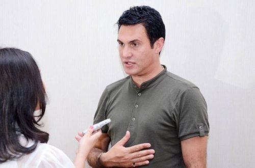 Nadir Qafarzadədən təhqir dolu status barədə