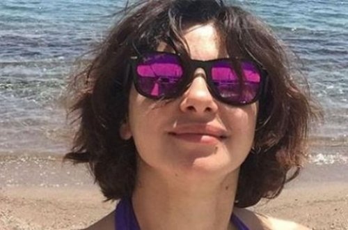 Azərbaycanlı aktrisa bikinili fotosunu paylaşdı