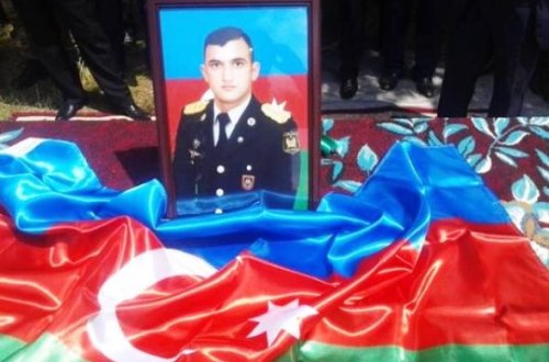 Şəhid kapitan dəfn olundu