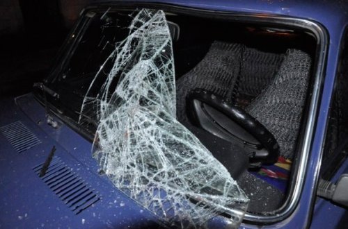 Bakıda iki minik avtomobili toqquşub: 1 nəfər ölüb, 4 nəfər xəsarət alıb