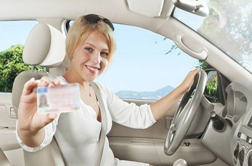 Sürücülük vəsiqələri pul kartı kimi istifadə ediləcək