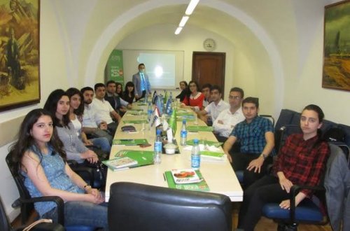 “Maliyyə Savadlılığı: peşəkar karyeraya aparan yol”