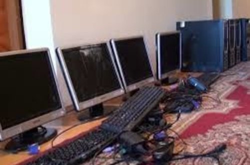 Mingəçevirdə orta məktəbdən oğurluq edilib