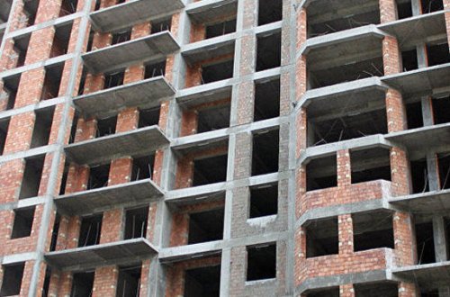 Bakıda yeni tikilən binadan ev almaq istədi, məhkəməlik oldu