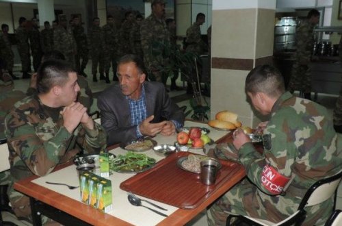 Müdafiə Nazirliyindən əsgər valideyinlərinə müraciət