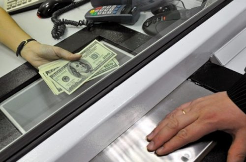 Banklar dolları neçəyə alıb-satır? - SİYAHI