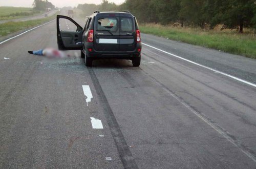 30 yaşlı kişini maşın vurub öldürdü