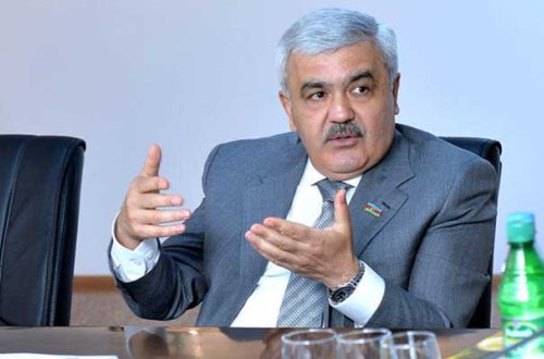 “Onlara qarşı oynamaq o qədər də asan deyil” - Rövnəq Abdullayev