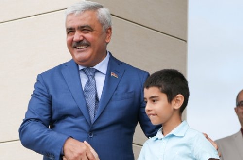 SOCAR prezidenti BİTK şagirdlərinə təqaüd sertifikatlarını təqdim etdi - FOTOLAR