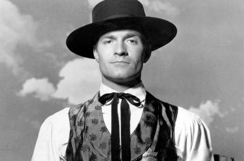 Tanınmış aktyor vəfat etdi - FOTOLAR