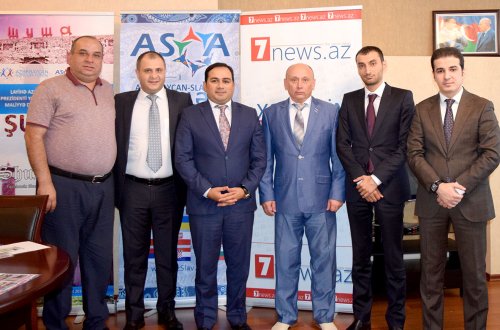 Ukraynanın daha bir nüfuzlu universitetinin rektoru ASGA-nın ofisində - FƏXRİ DİPLOM TƏQDİMATI+FOTOLAR