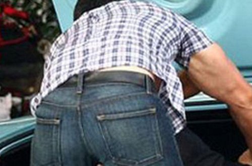 ŞOK HADİSƏ:kişi özündən 30 yaş kiçik qızı qaçırdı-Bakıda