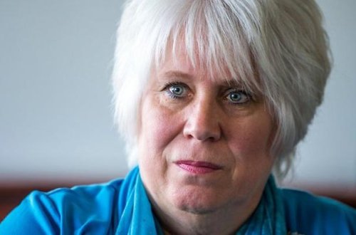 Estoniyalı qadın nazir istefa verdi - Prezident olmaq istəyir