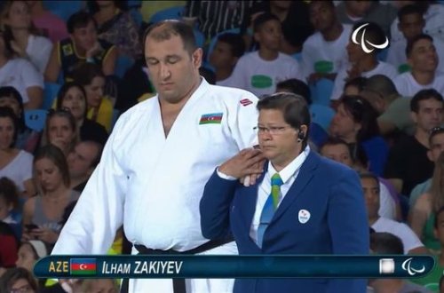 İlham Zəkiyev məğlubiyyətinin səbəbini açıqladı