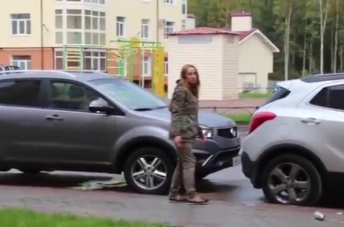 Qız xəyanətkar sevgilisindən elə qisas aldı ki... - VİDEO