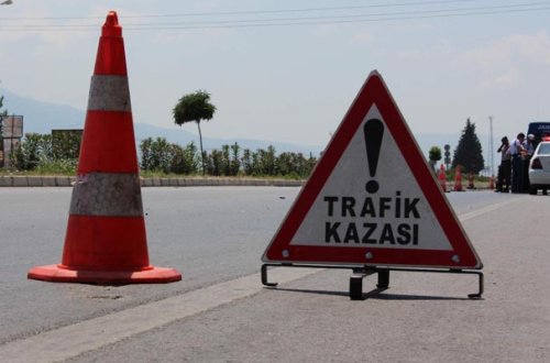 Türkiyədə 2 avtomobil toqquşdu - Azərbaycan vətəndaşı yaralandı