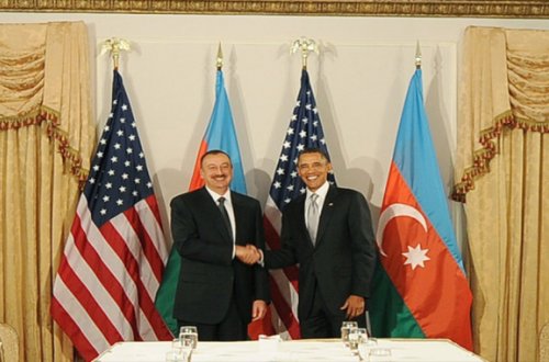 Barak Obama İlham Əliyevi təbrik etdi