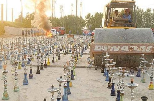 Bu ölkədə 8000 sulu qəlyan məhv edildi - FOTO