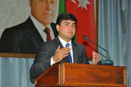 Gənc vəkil referendumla bağlı Qazaxda vətəndaşlarla görüşdü - FOTOLAR