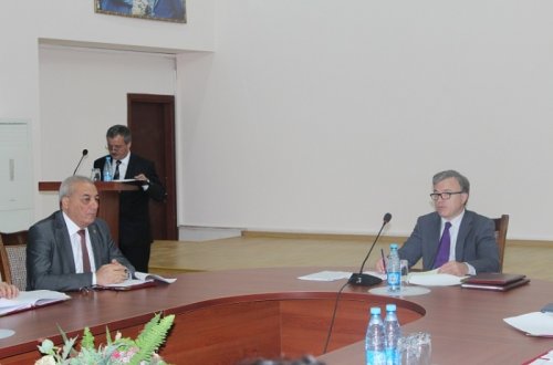 Nazir işçilərini danladı - 7 gün vaxt verdi