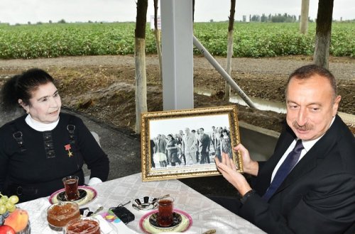 Prezidentin pambıqçı qadınılarla görüşü - FOTOLAR