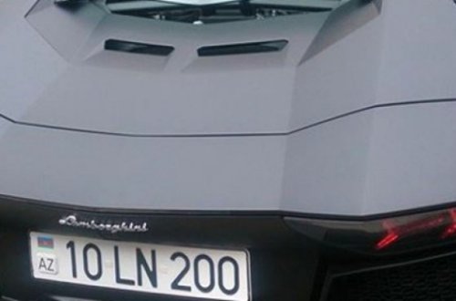 Bakıda 1 milyon manatlıq maşın sürən tələbə var - Foto