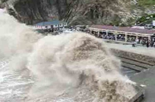 Çində qasırğa nəticəsində 28 nəfər ölüb