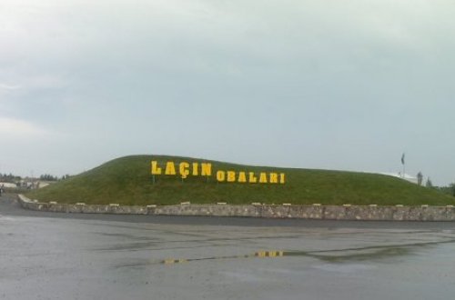 Laçında məmurun monopolist qardaşı dövləti talayır