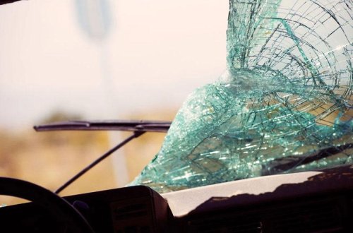 Mərdəkan-Buzovna yolunda qəza: ölən var