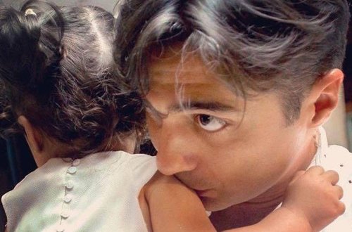 Azərbaycanlı aparıcı ilk dəfə övladının şəklini paylaşdı - FOTO